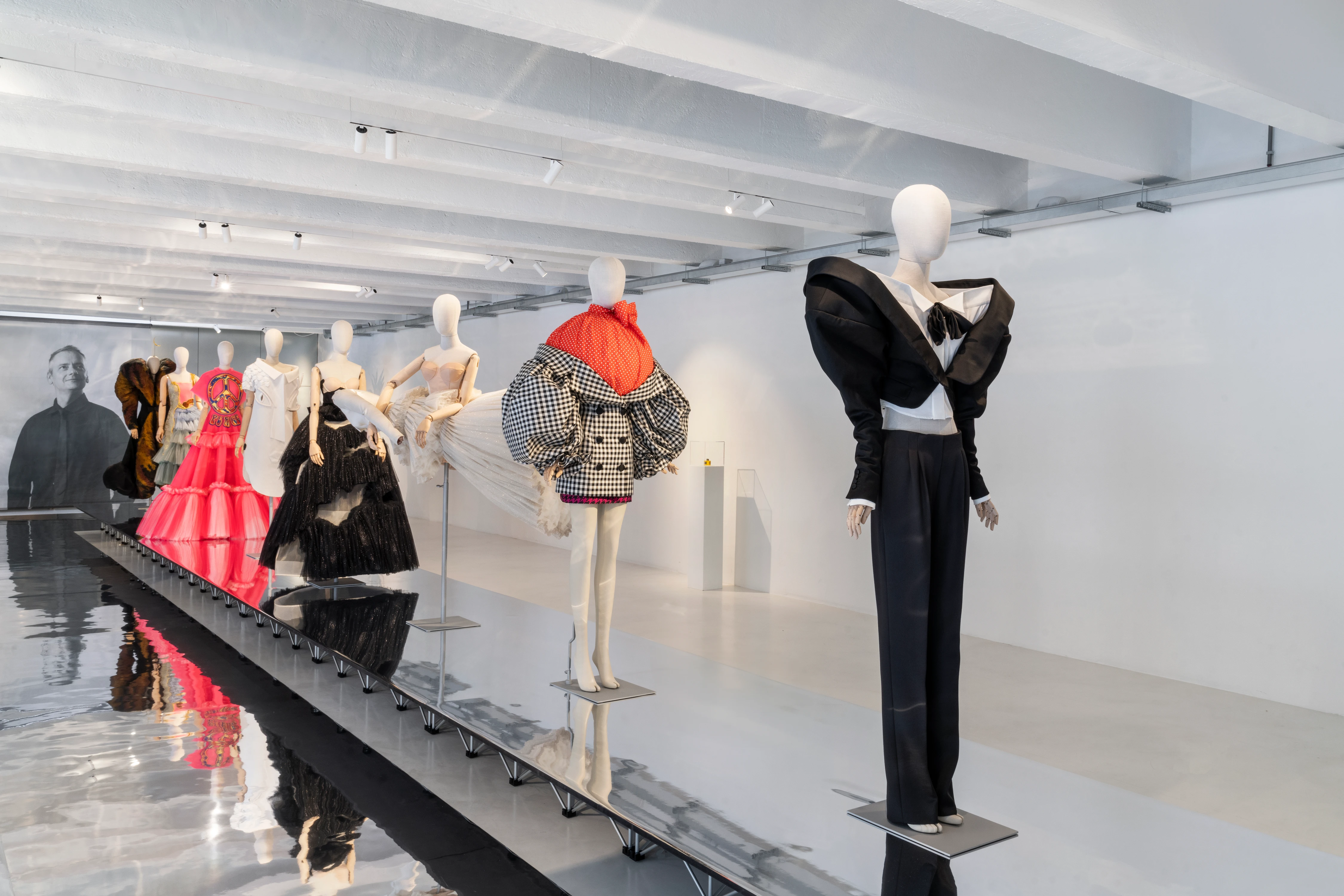 Viktor&Rolf Spectrum fashion installation at 10 Corso Como Milan, sculptural couture gowns displayed on runway-style platform